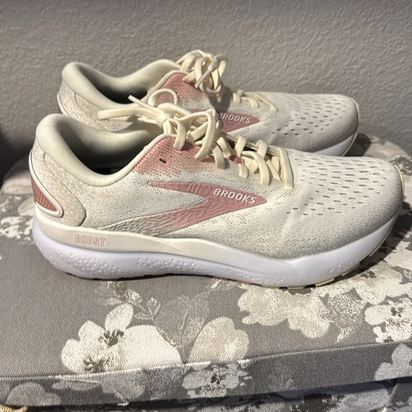 Brooks Ghost 16 - Picture 3 of 3